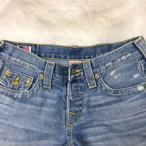 TRUE RELIGION WOMENS SIZE 25 DENIM CUT OFF SHORTS
